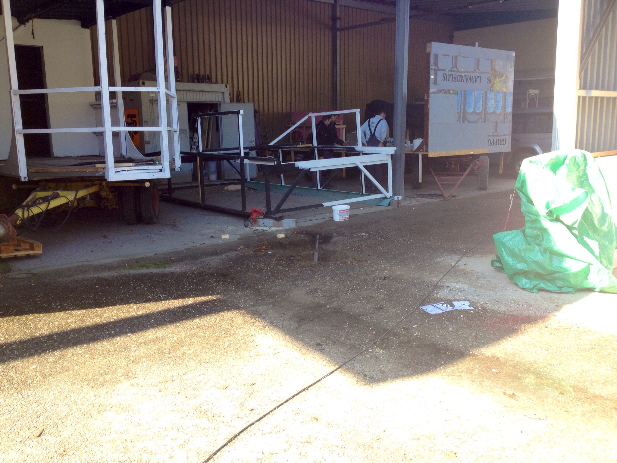 Baubeginn bei Sonnenschein