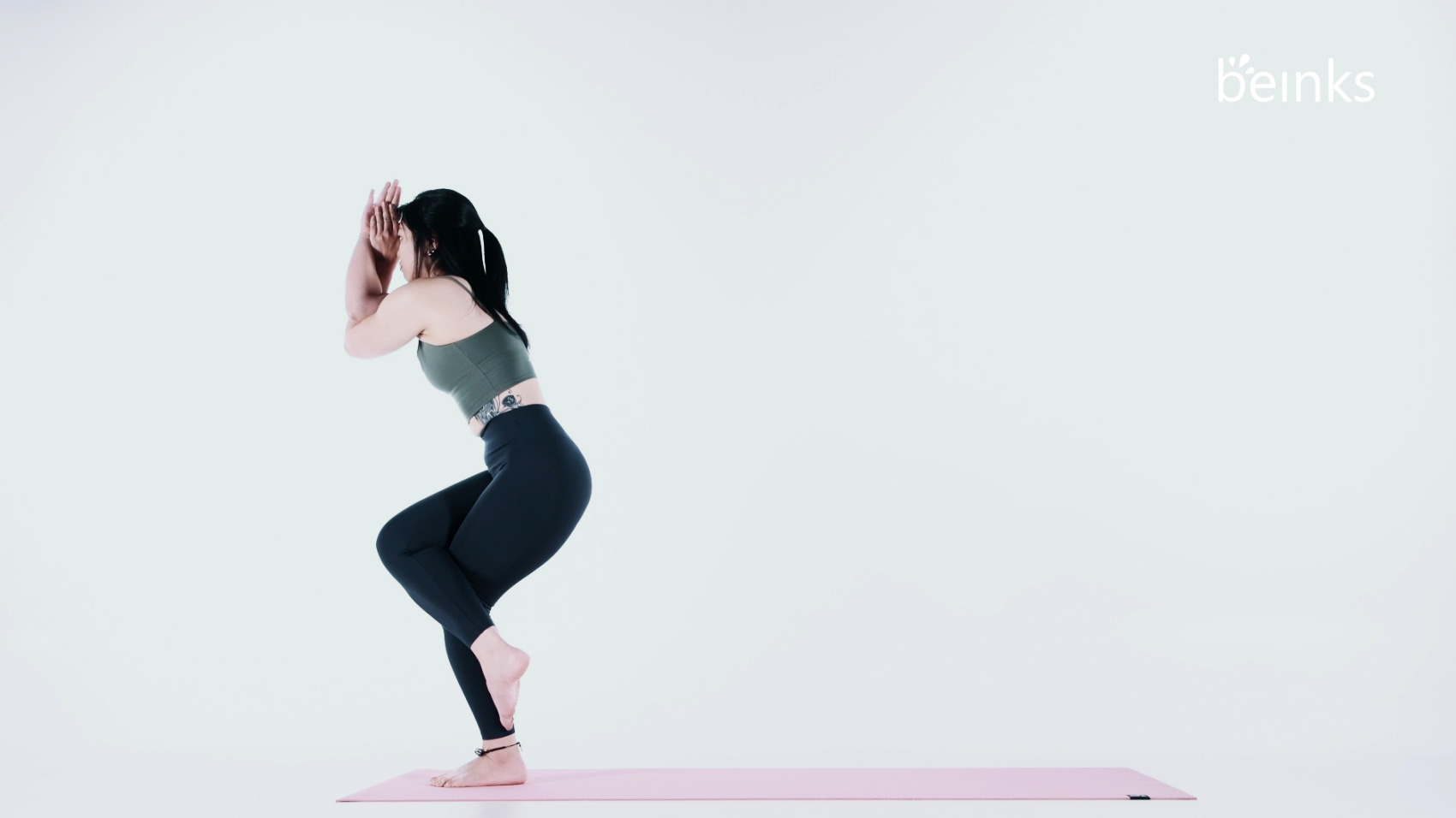 Eagle Pose Garudasana All You Should Know About The Pose