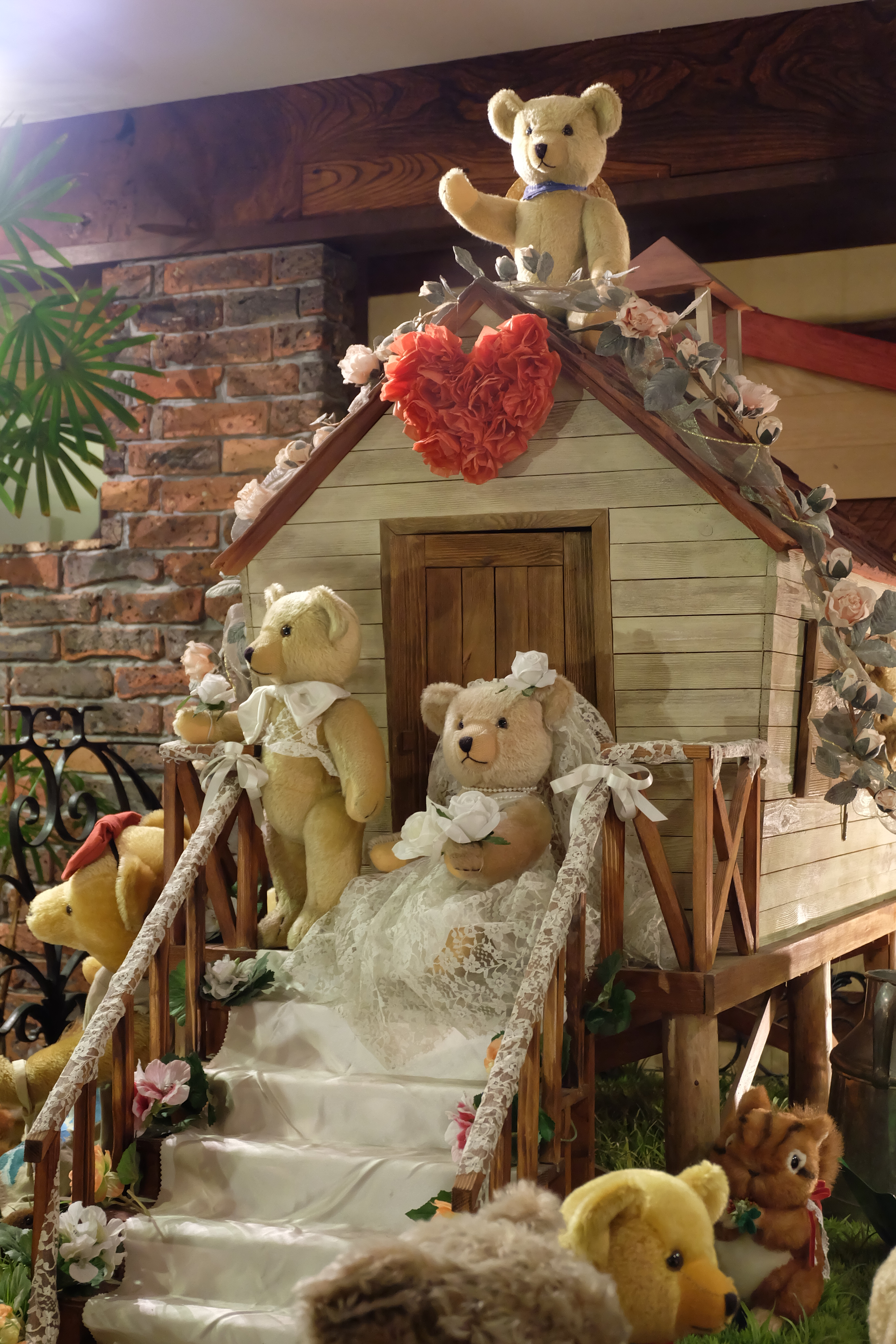 エッダセイプル「 Hills Bears」テディベア Hida Takayama Teddy Bear Eco Village, 飛騨高山 テディベア エコ