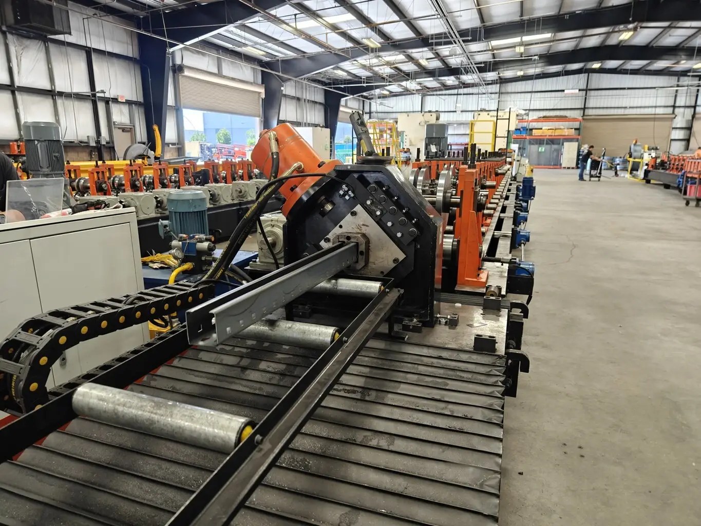 Welded Upright Frame Machine Cutter