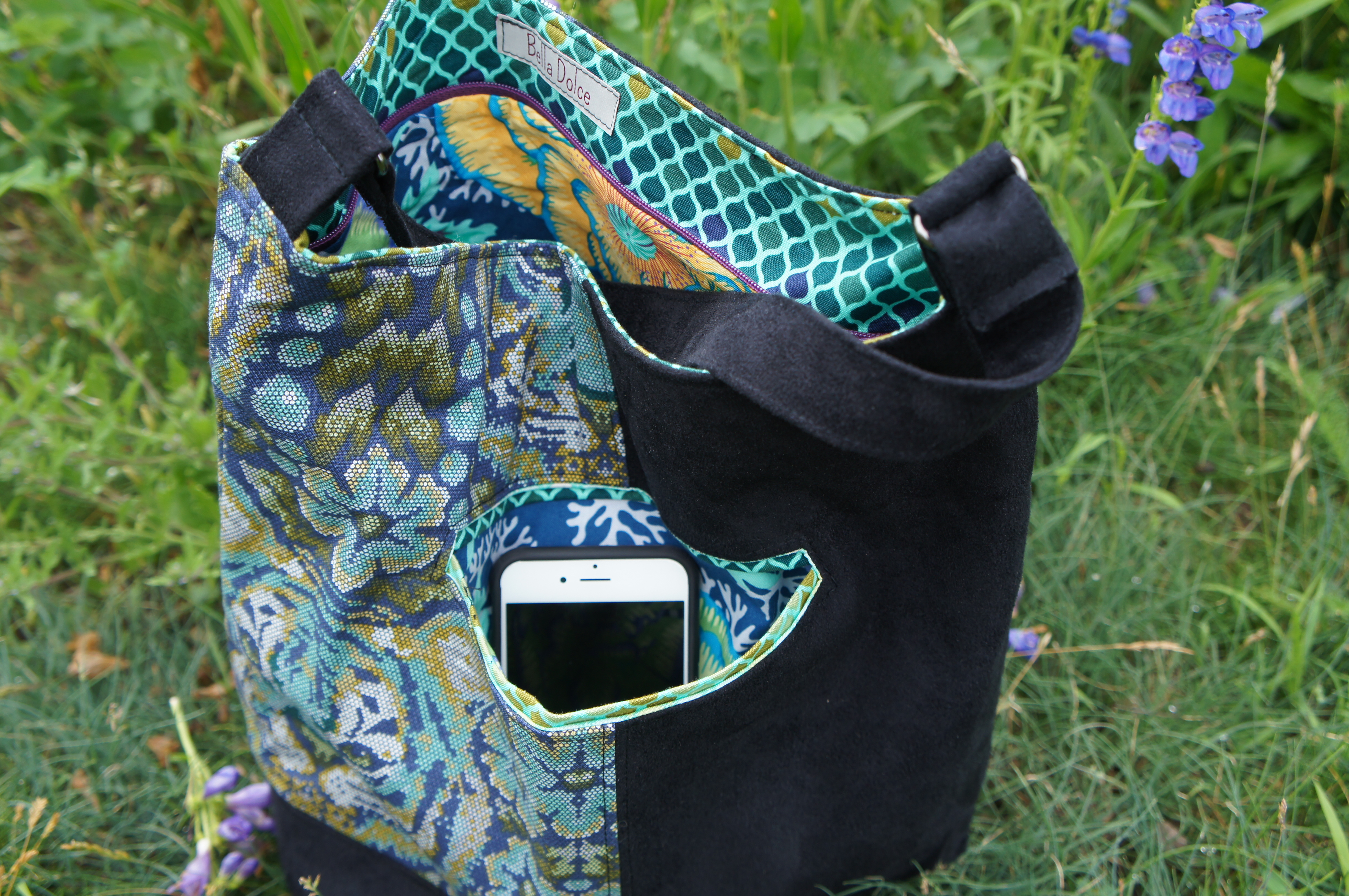 Front Cell/Key Pocket