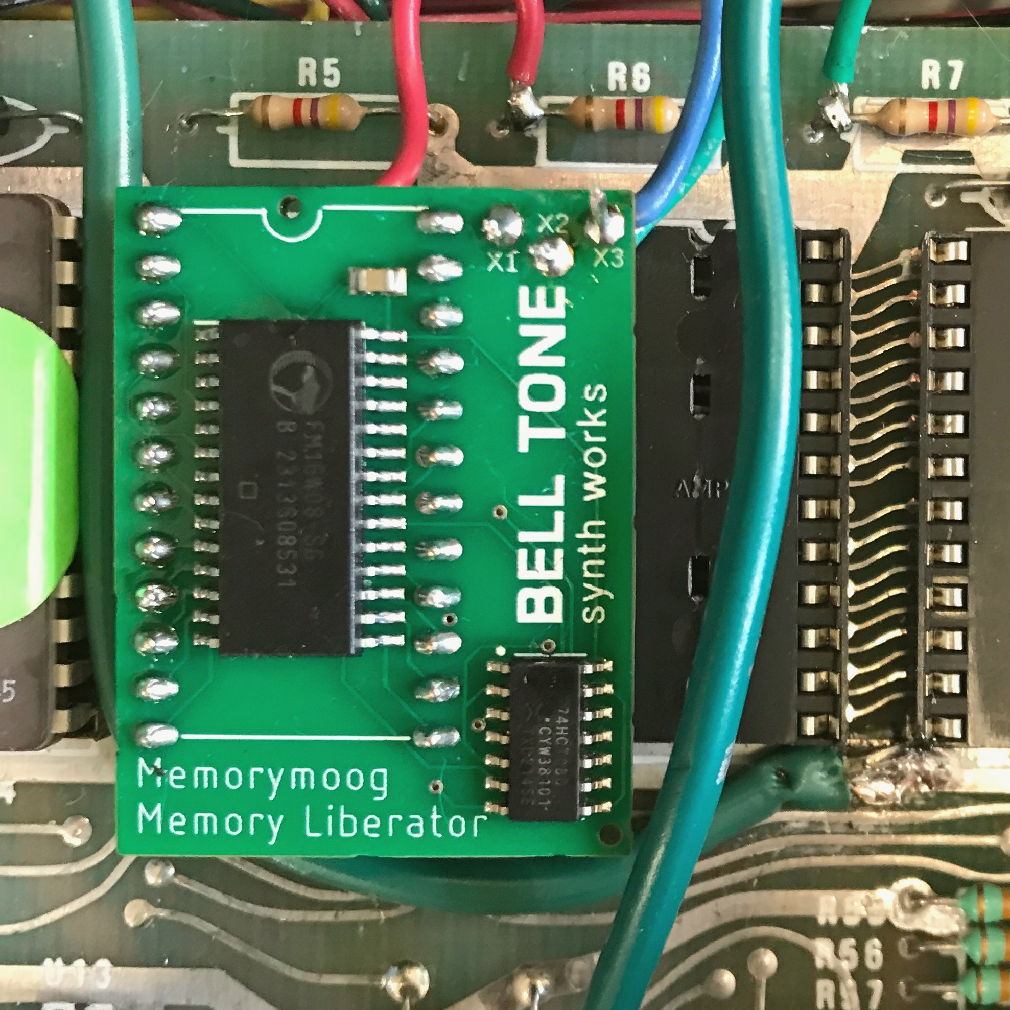 Moog Memorymoog “Memory Liberator” F-RAM upgrade – battery