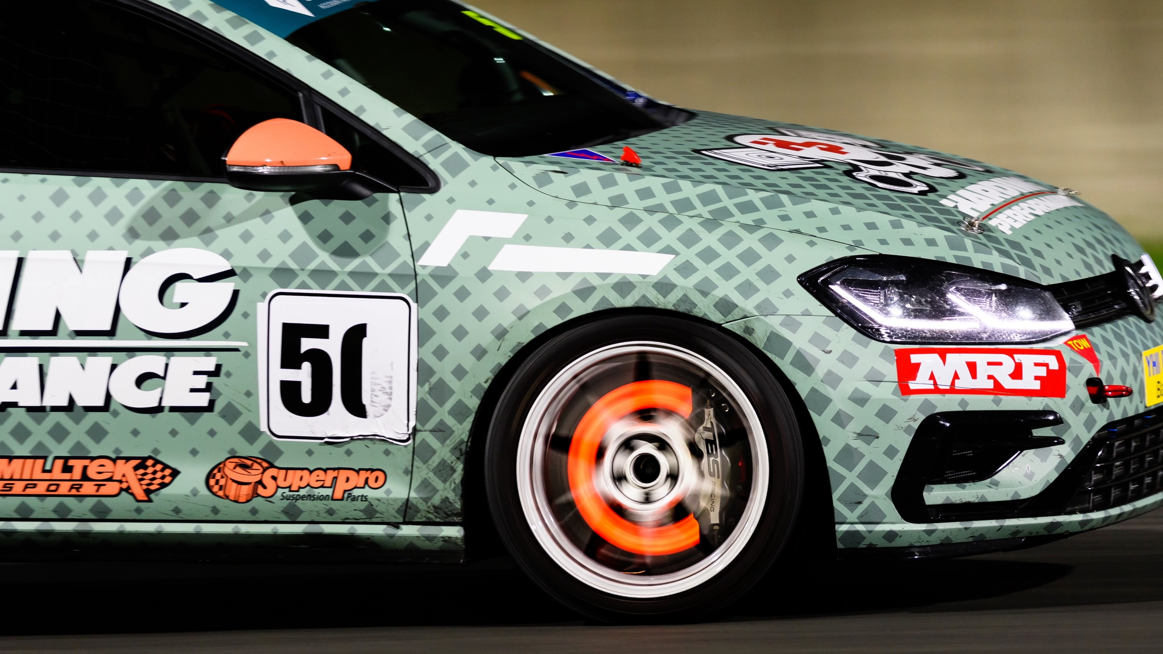 Vwr13g700 7 Harding Performance - High Quality Gradient Image - Full HD