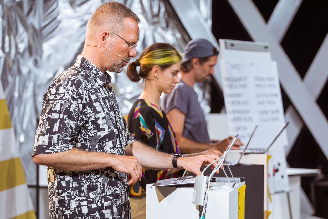 Stanisław i antonina radolińska) × matylda maybaum → psb: Festspiele ZÃ¼rich: Kokon, 2020 | Benedikt Wyss
