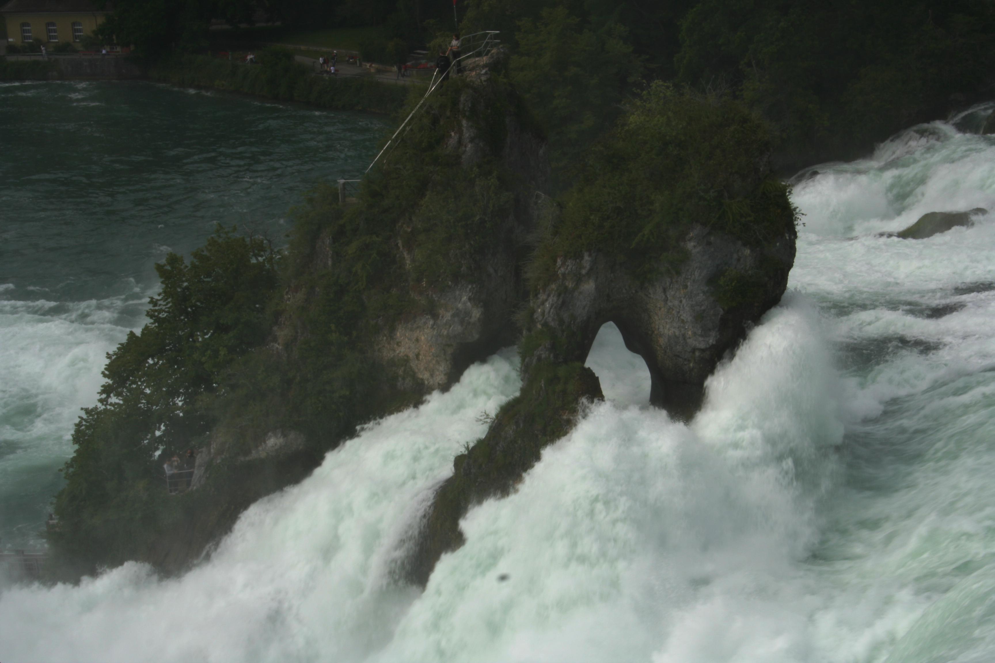 Read more about the article Rhine Falls