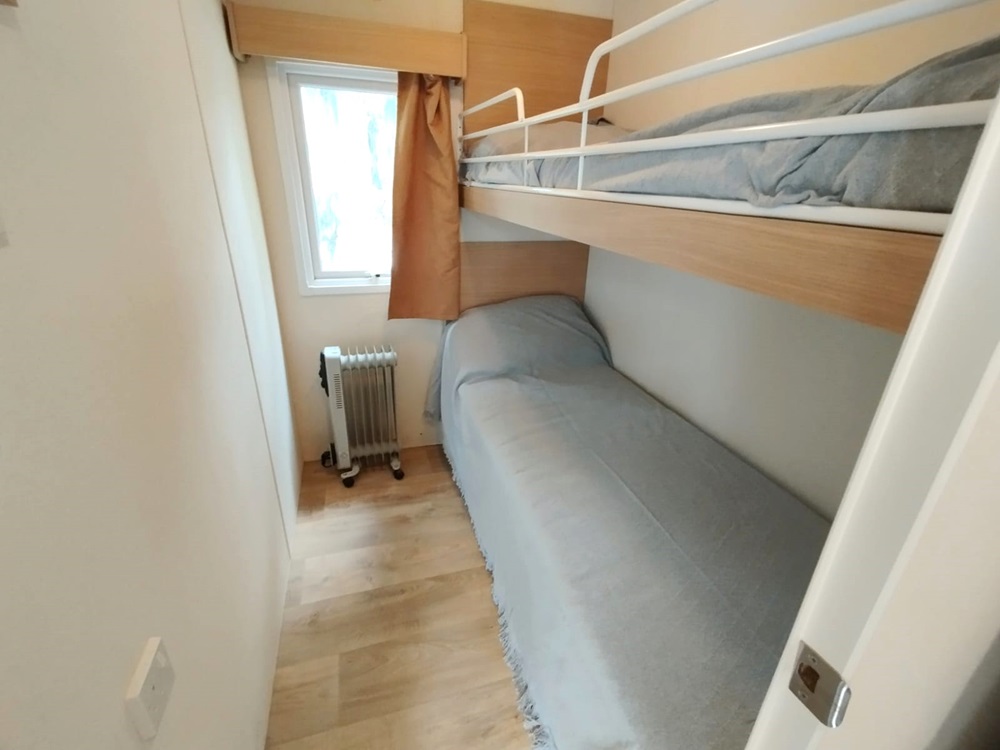Bunk beds in an Atlas Tempo mobile home in Spain