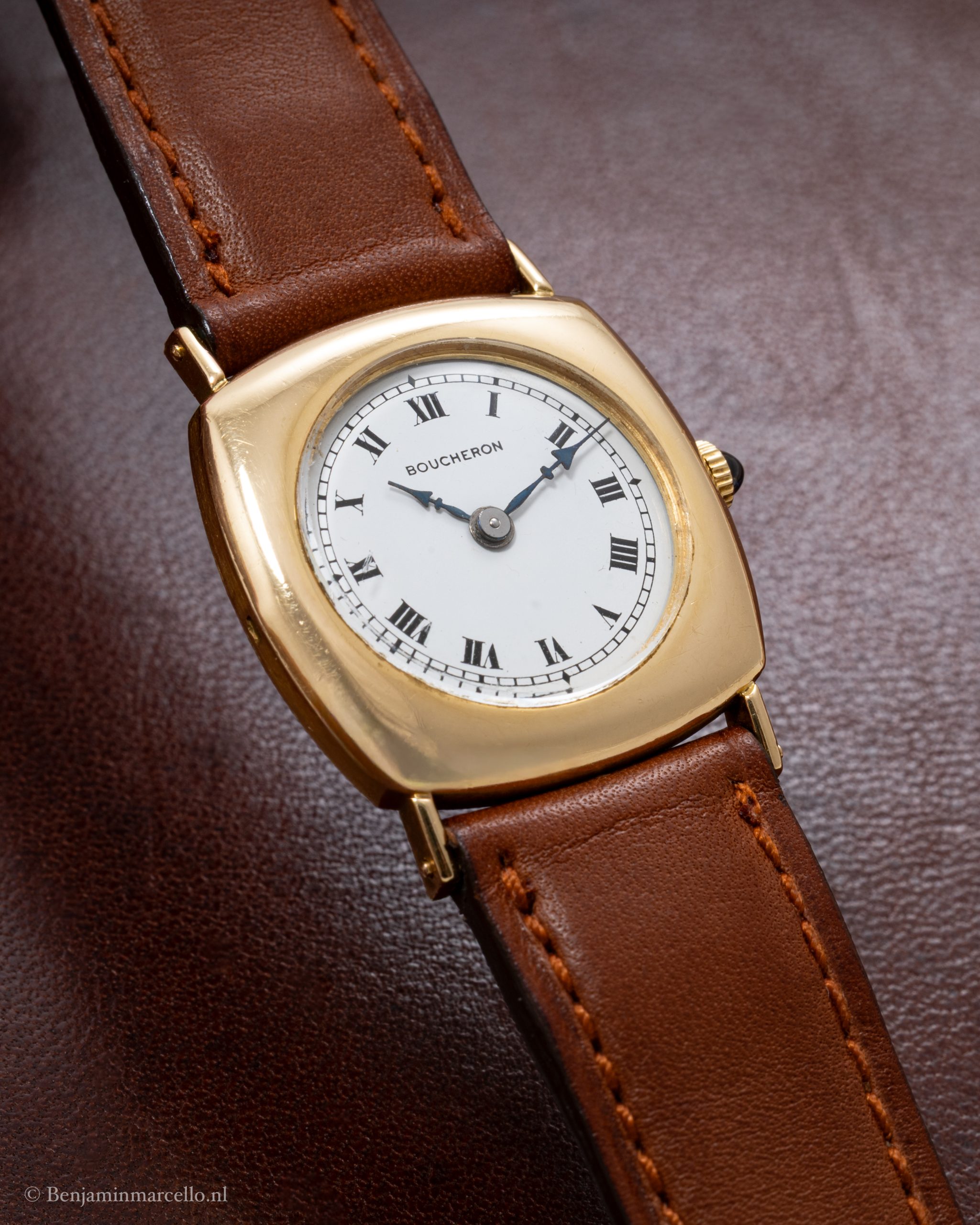 Boucheron ‘Cushion’ 15034 18k Yellow Gold circa 1972