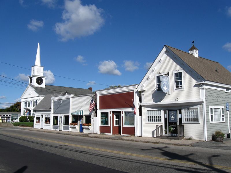 5storespluschurchwdennis