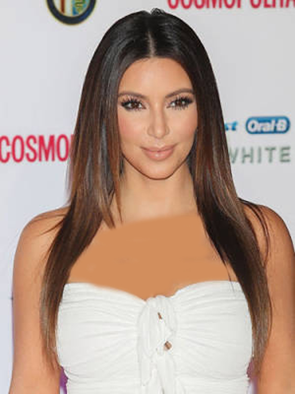 ظهرت النجمة الأمريكية كيم كاردشيان بإطلالة غريبة أثارت جدل حول بسببها واعتمدت النجمة في إطلالتها على بدلة من الجلد الأسود ومغطاه بالكامل حتي الوجه. بيوت كوم | كيم كاردشيان