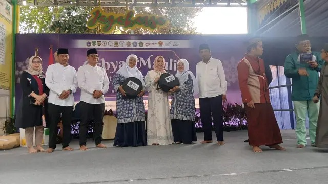 Gelaran Maulid Nabi yang dilaksanakan oleh FKMT Jagakarsa dan mendapat dukungan penuh dari DPC PDI Perjuangan Jakarta Selatan
