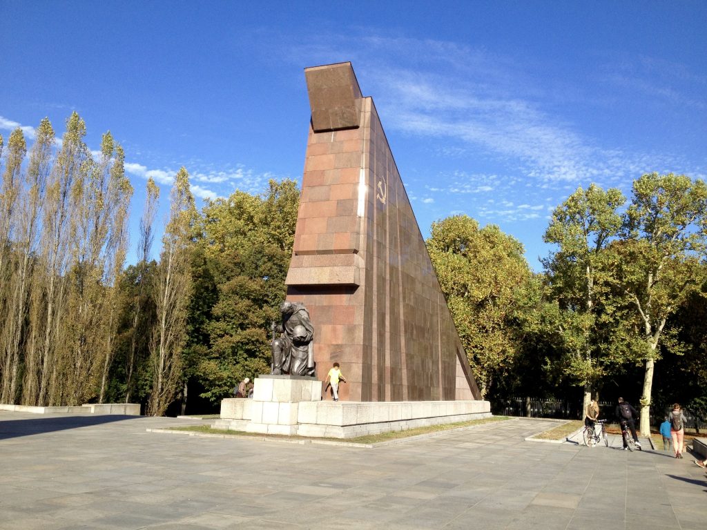 Det Sovjetiske Mindesmærke i Treptower Park