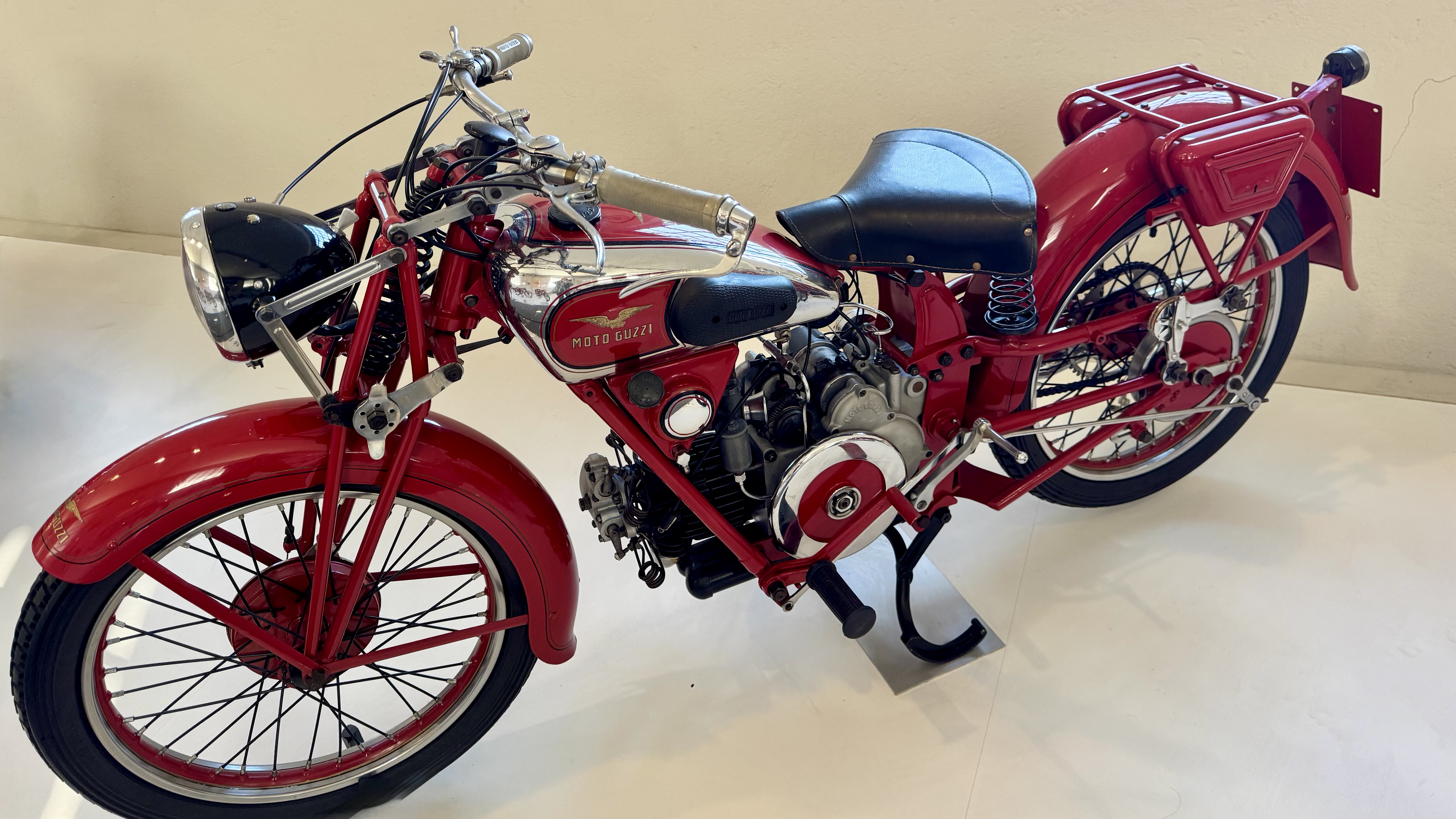 Moto Guzzi Museum: Vintage Road Bikes 1919–1966