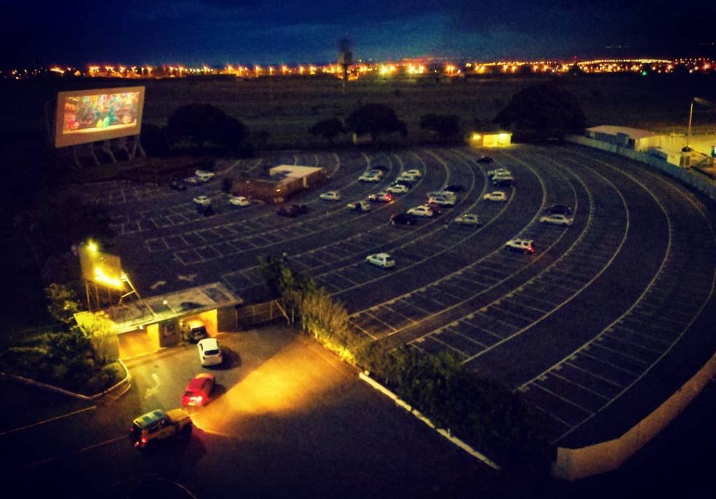 Cine Drive-In