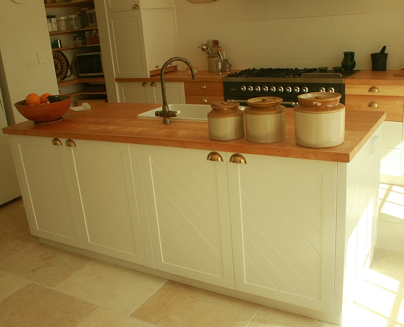 A kitchen by southern Tasmanian cabinetmaker, Bernd Farasin, Bruny Island.