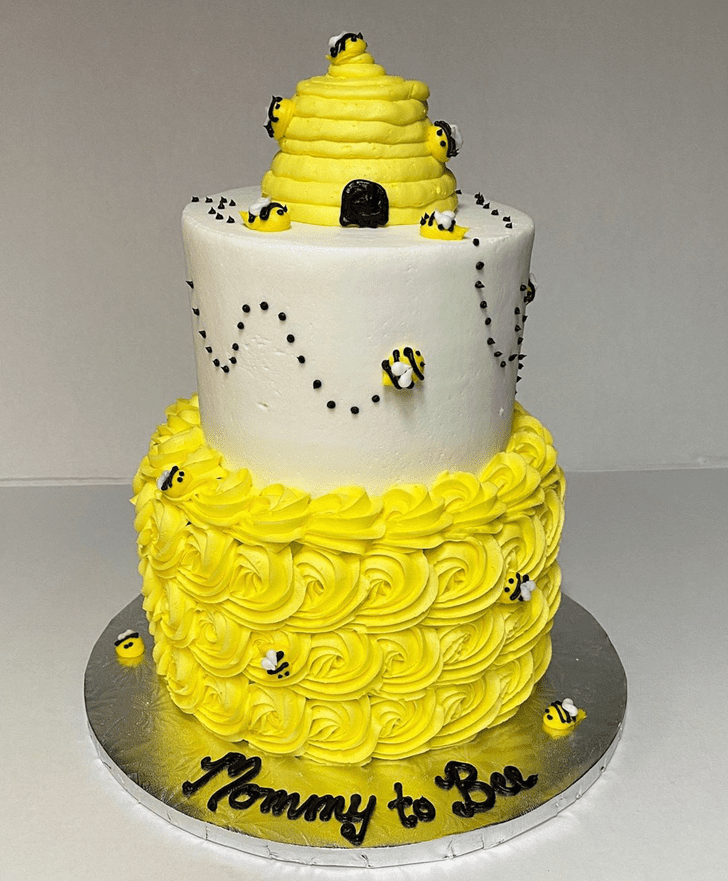 Bee Cake Design Images (Bee Birthday Cake Ideas)