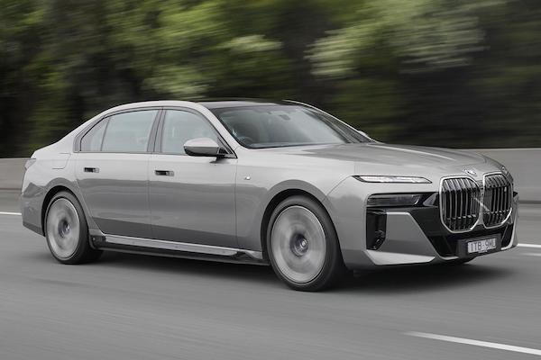 Çində avqust idxalı 14,3% azaldı – Lexus liderliyini qorudu