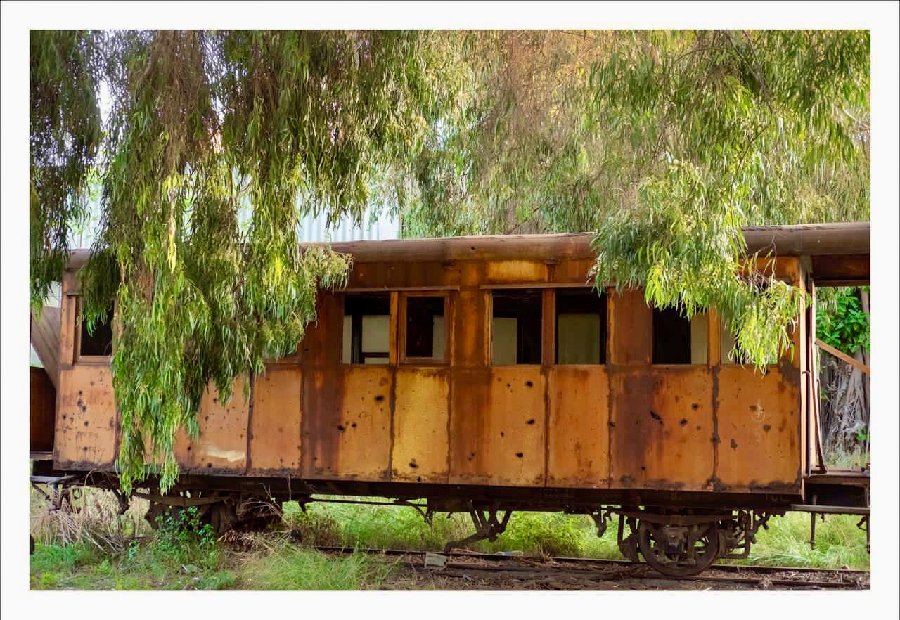Fadia Ahmad — Trainstation lll — 2018