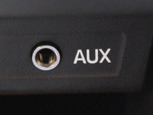 What Is An Auxiliary Port (AUX) And What’s It For? - Betechwise