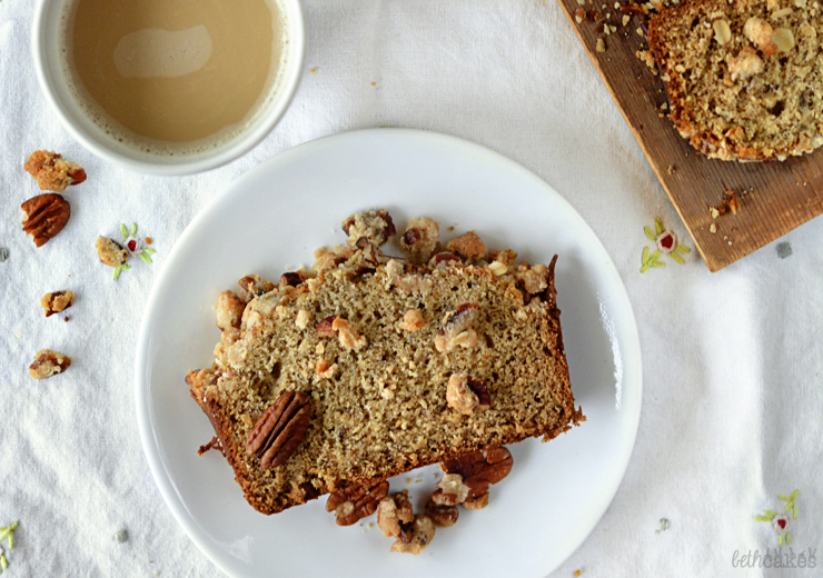 Browned Butter Maple Cinnamon Banana Bread with Pecan Steusel