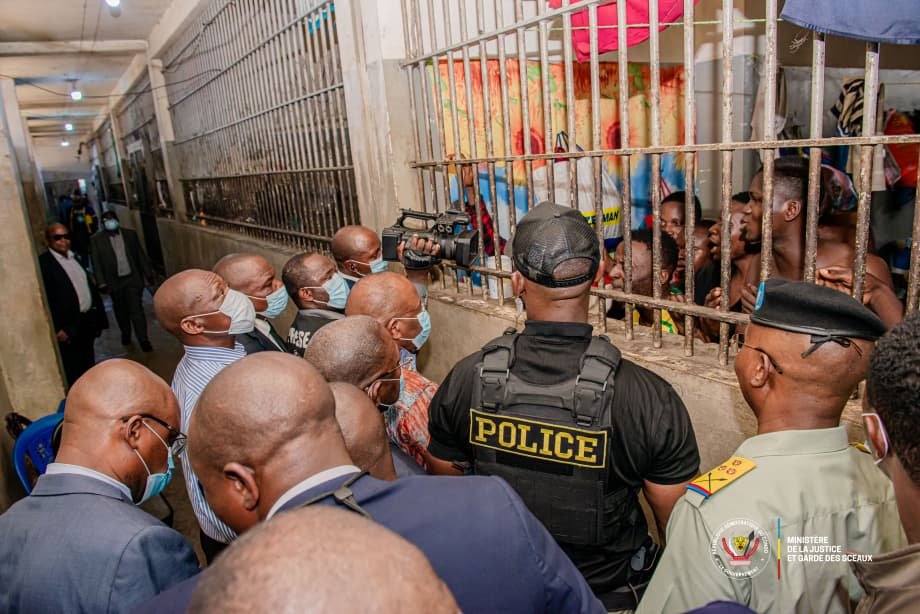 Kinshasa : 16 238 détenus pour 1 500 places à Makala, Guillaume Ngefa annonce des mesures de désengorgement