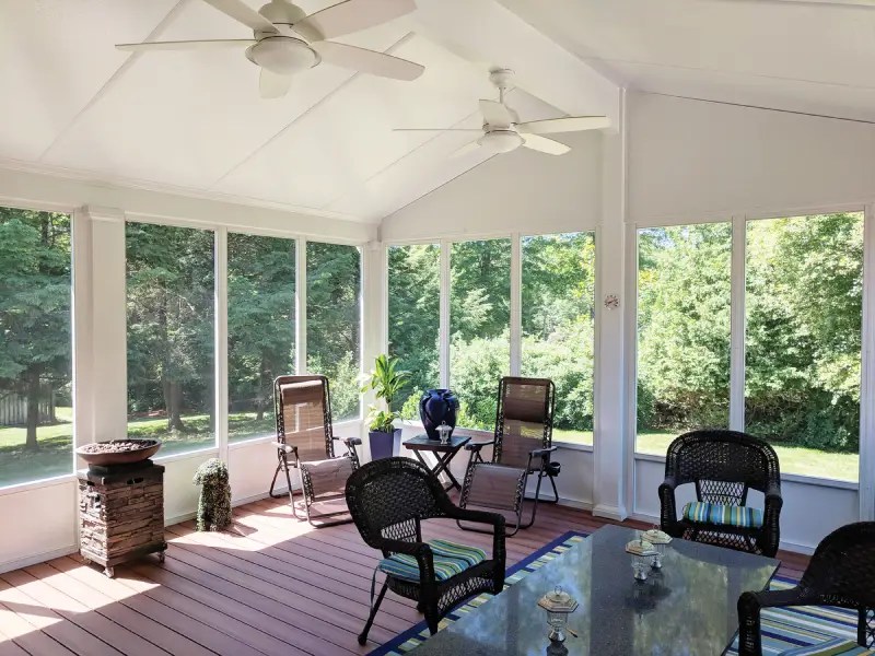 screen room interior