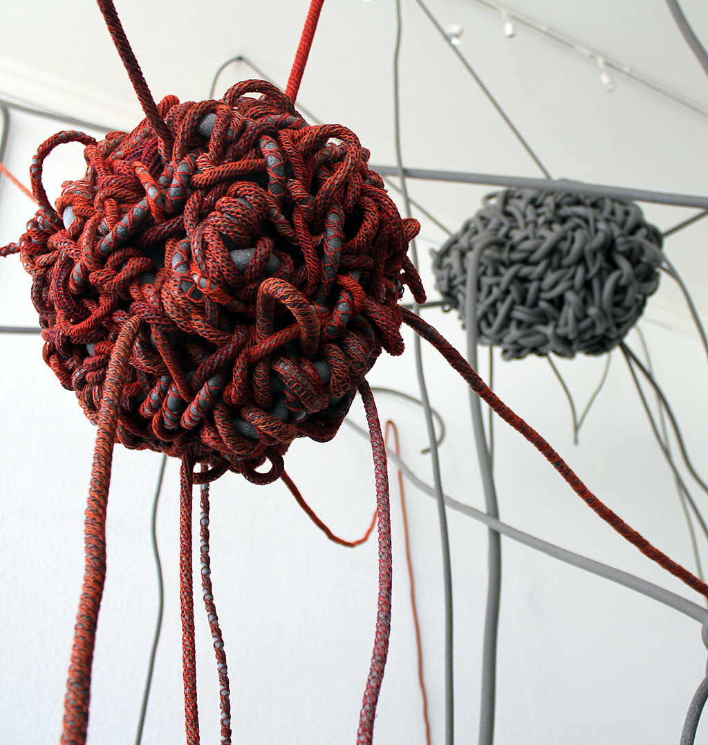 Knots Detail 2005/11, Grösse raumbezogen, PE-Schaum