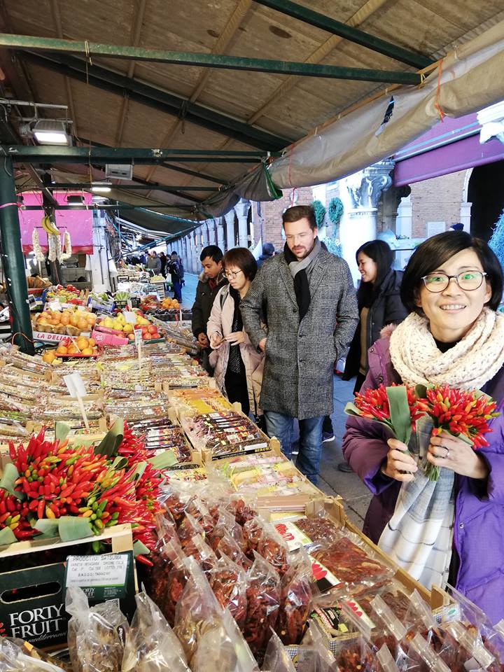 Discovering Venice Markets