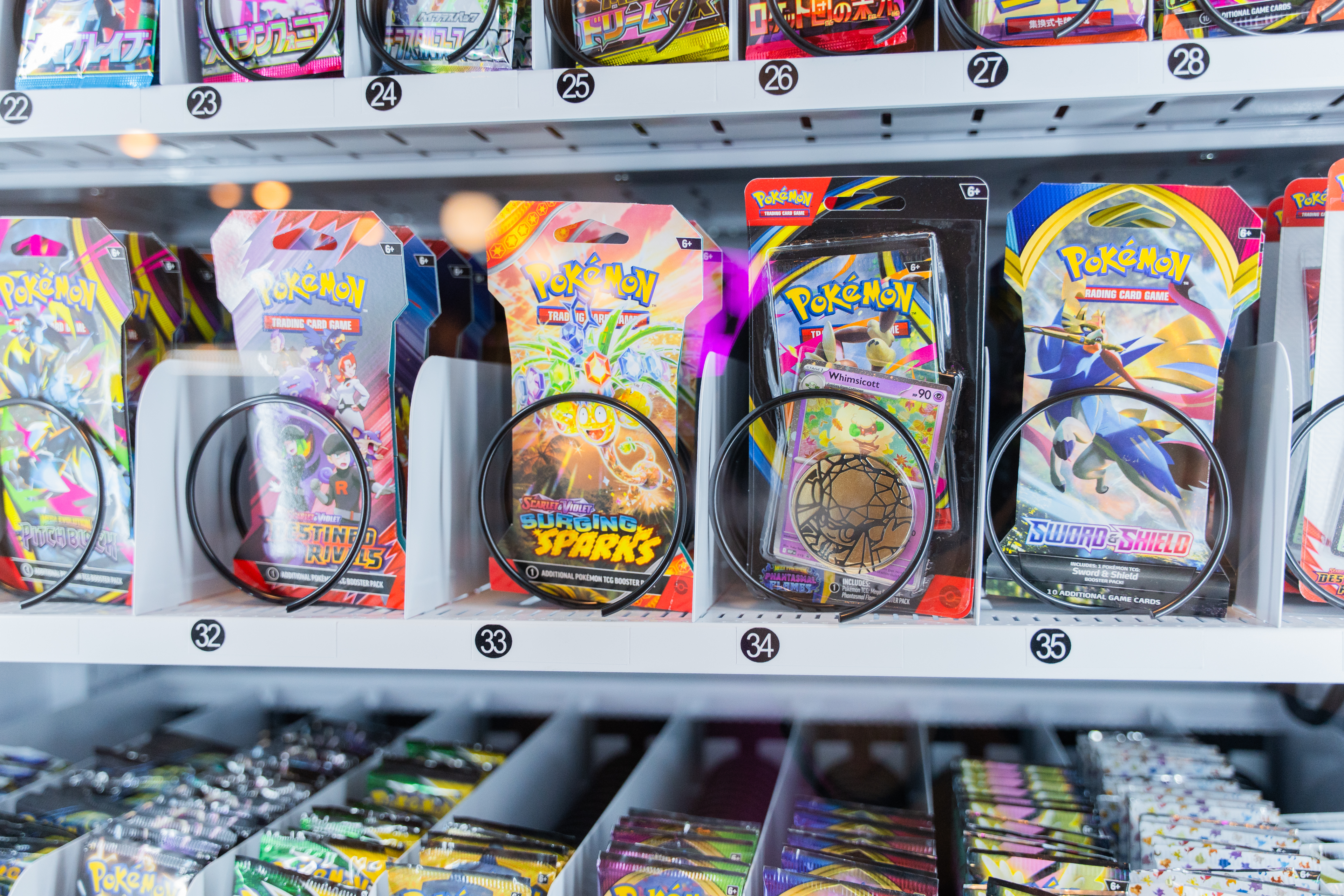 ✨PSA9✨ ポケモンやしきでアッチッチ Vending Pokémon card vending machine debuts at The Pizitz in downtown