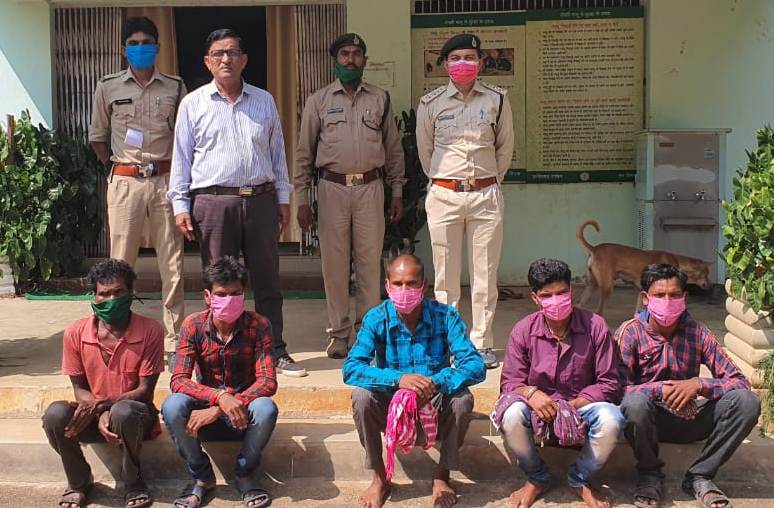 अवैध शिकार के प्रकरण में पांच आरोपियों को हुई जेल