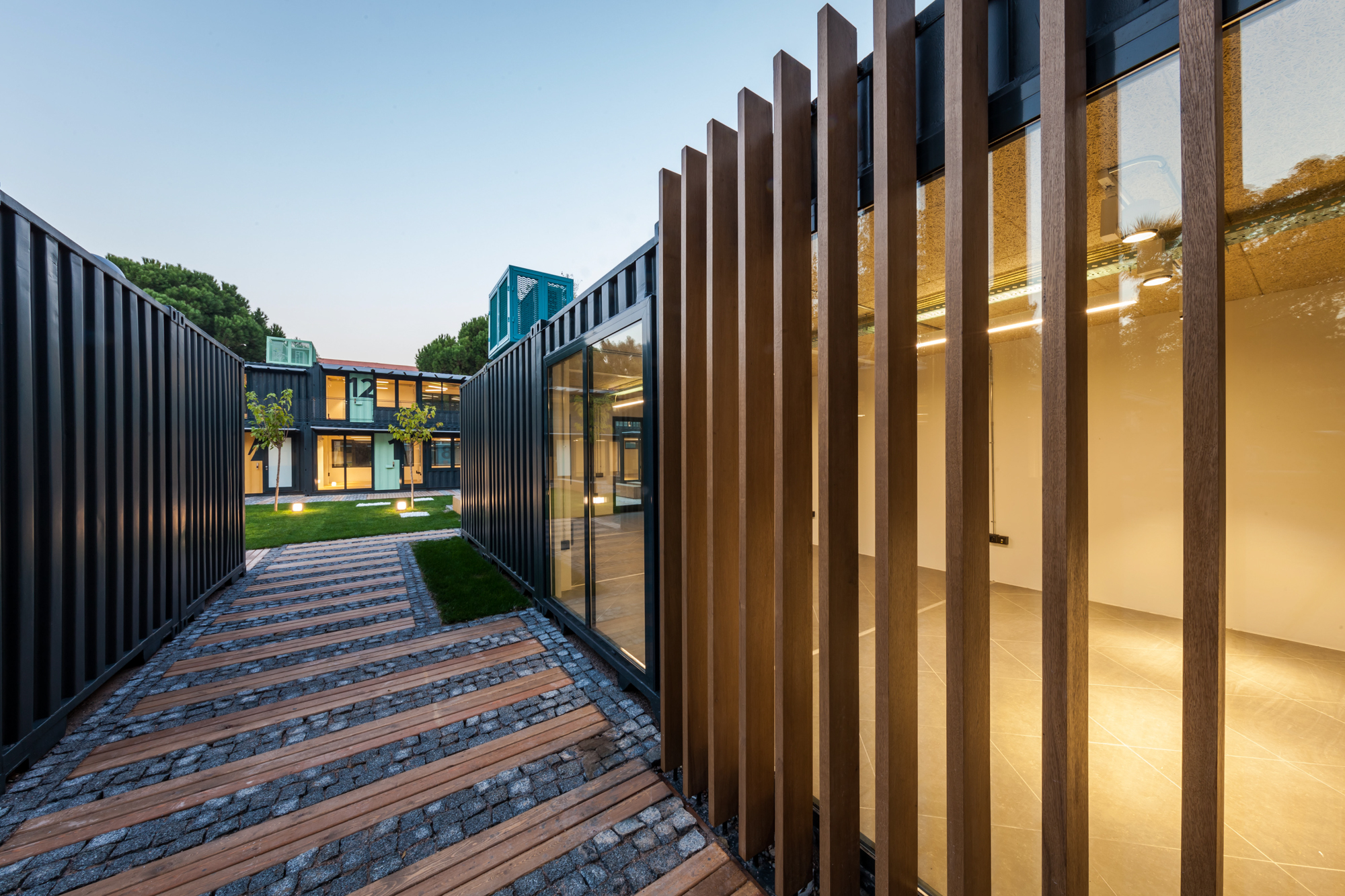 Konteyner Park. Fotoğraf: Yerçekim