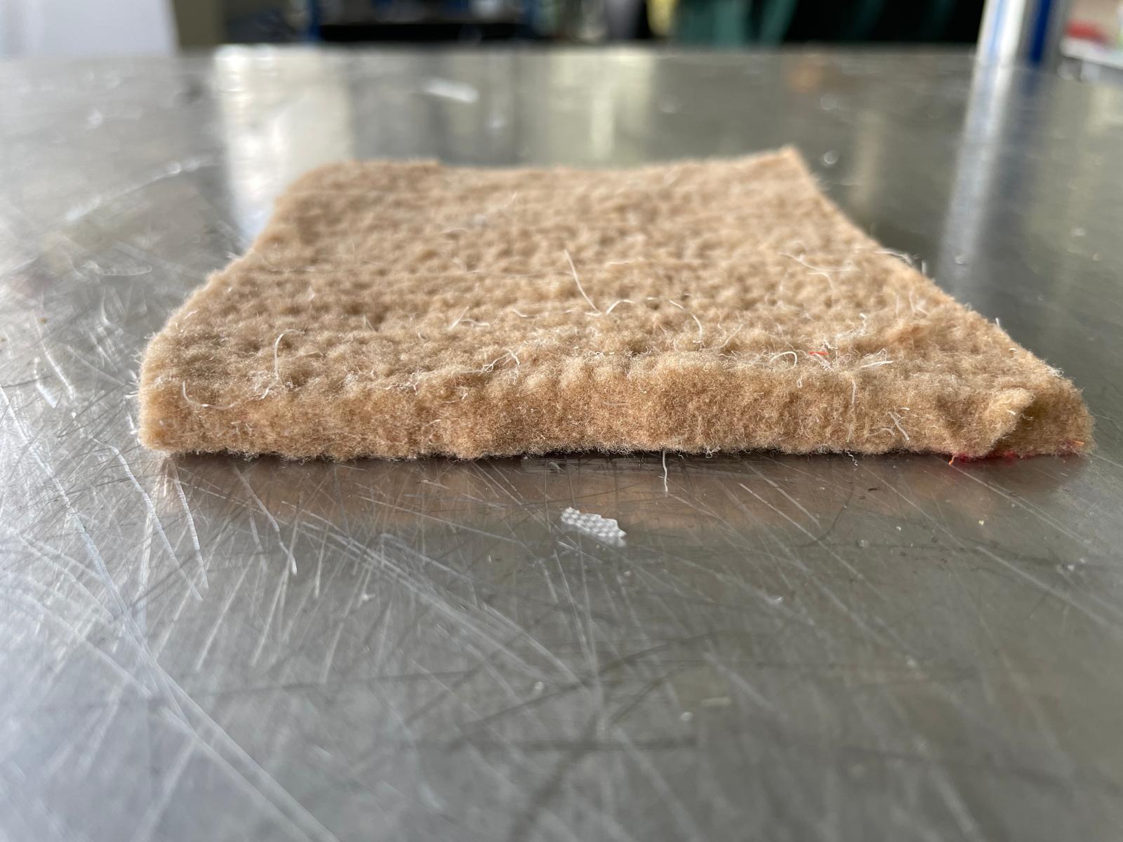 Külotlu Çorap Atıklarından Isı Yalıtım Malzemesi Üretim Yöntemi