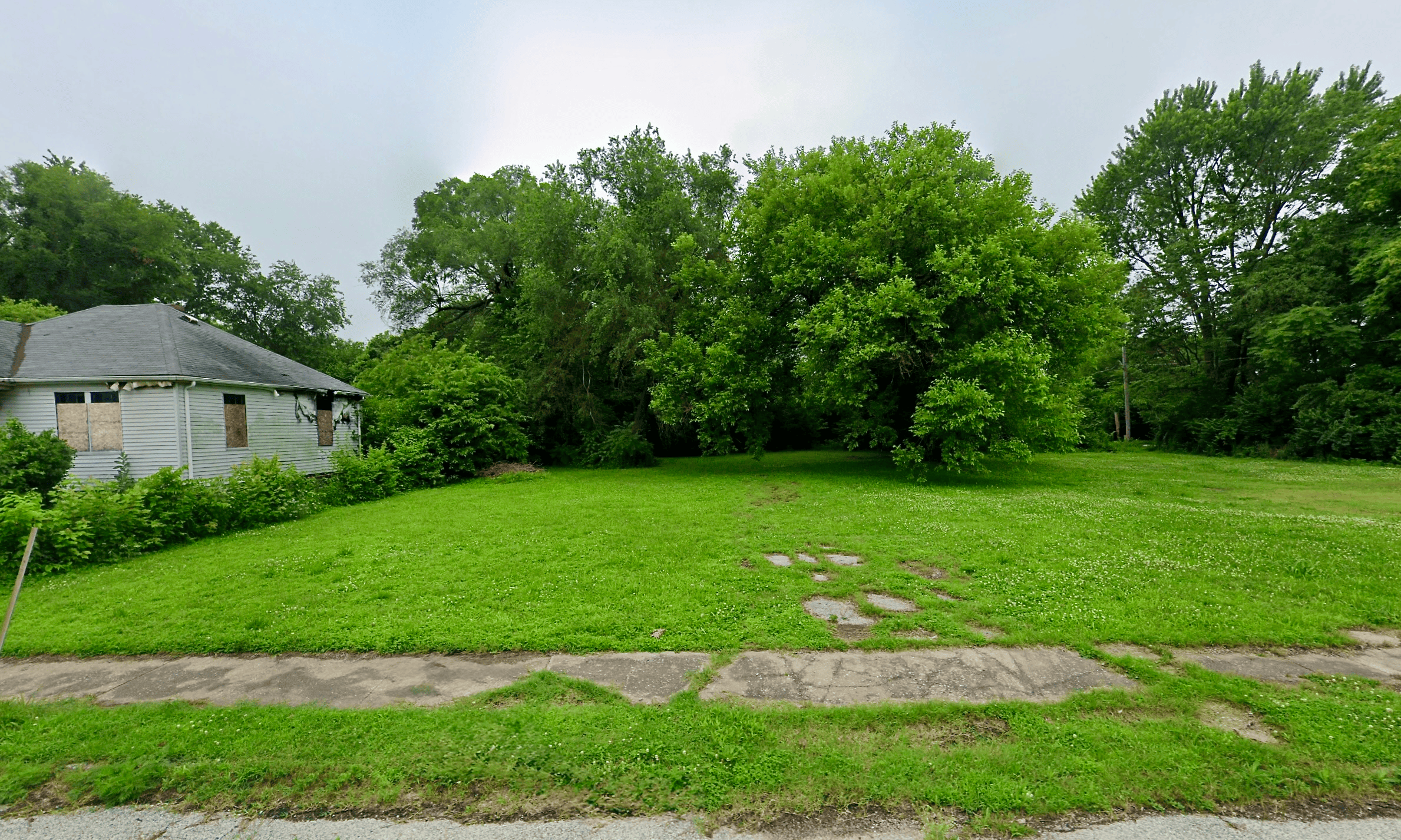125 X 125 Sq ft. City Lot close to Downtown St. Louis