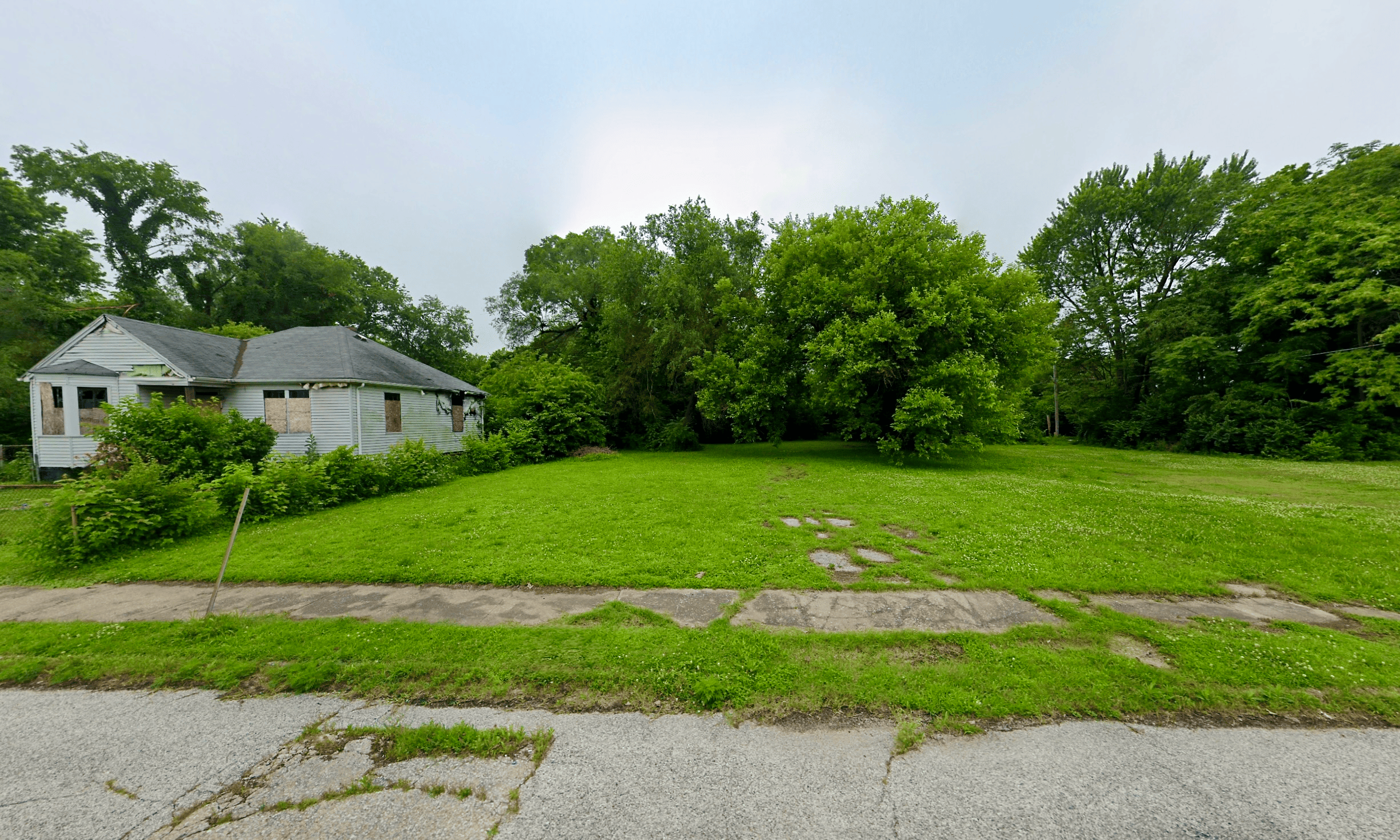 125 X 125 Sq ft. City Lot close to Downtown St. Louis
