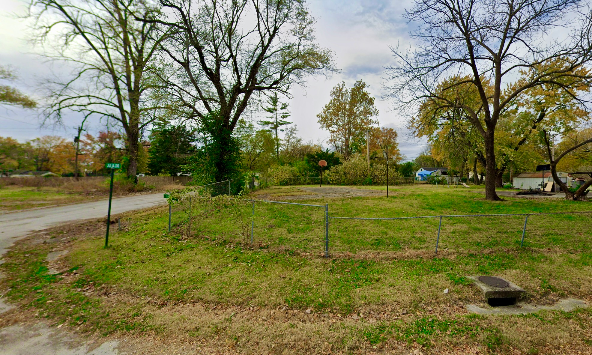 65 X 110  Sq ft. City Lot close to Downtown St. Louis