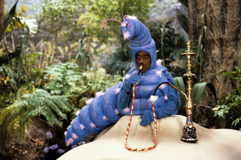 Sarah Hawkins Miduski On… The 1985 Alice in Wonderland and Through