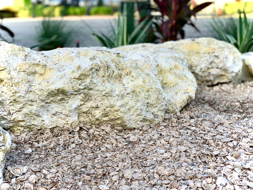 Caprock Boulder, image size:1024x768