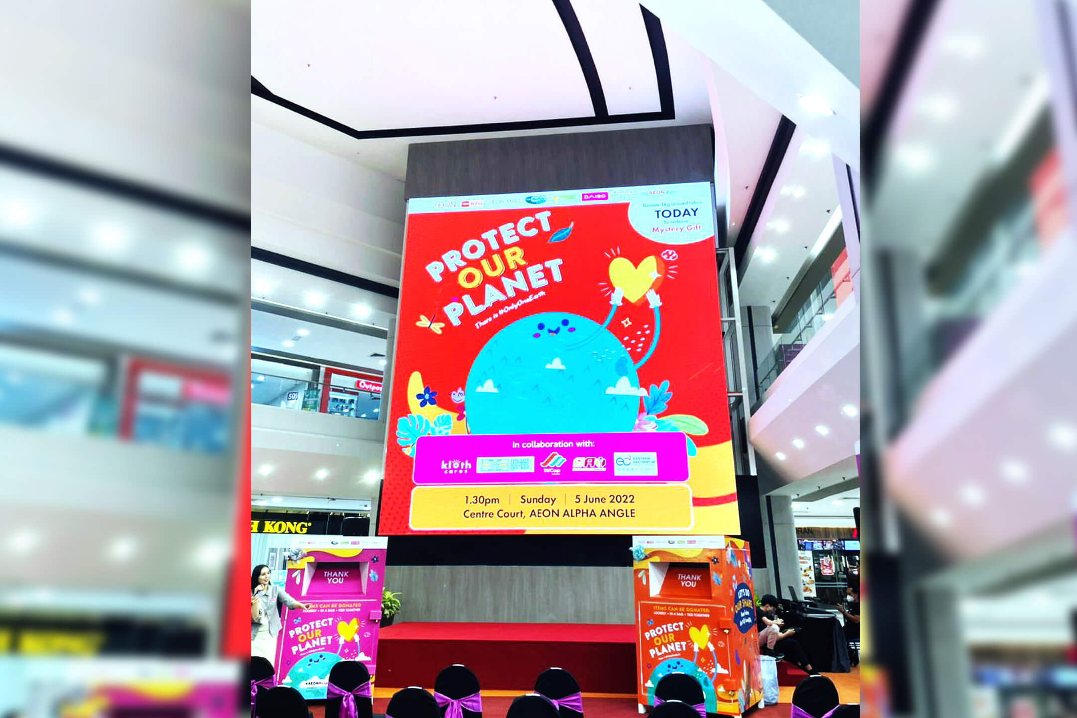 Indoor LED Screen at AEON Alpha Angle
