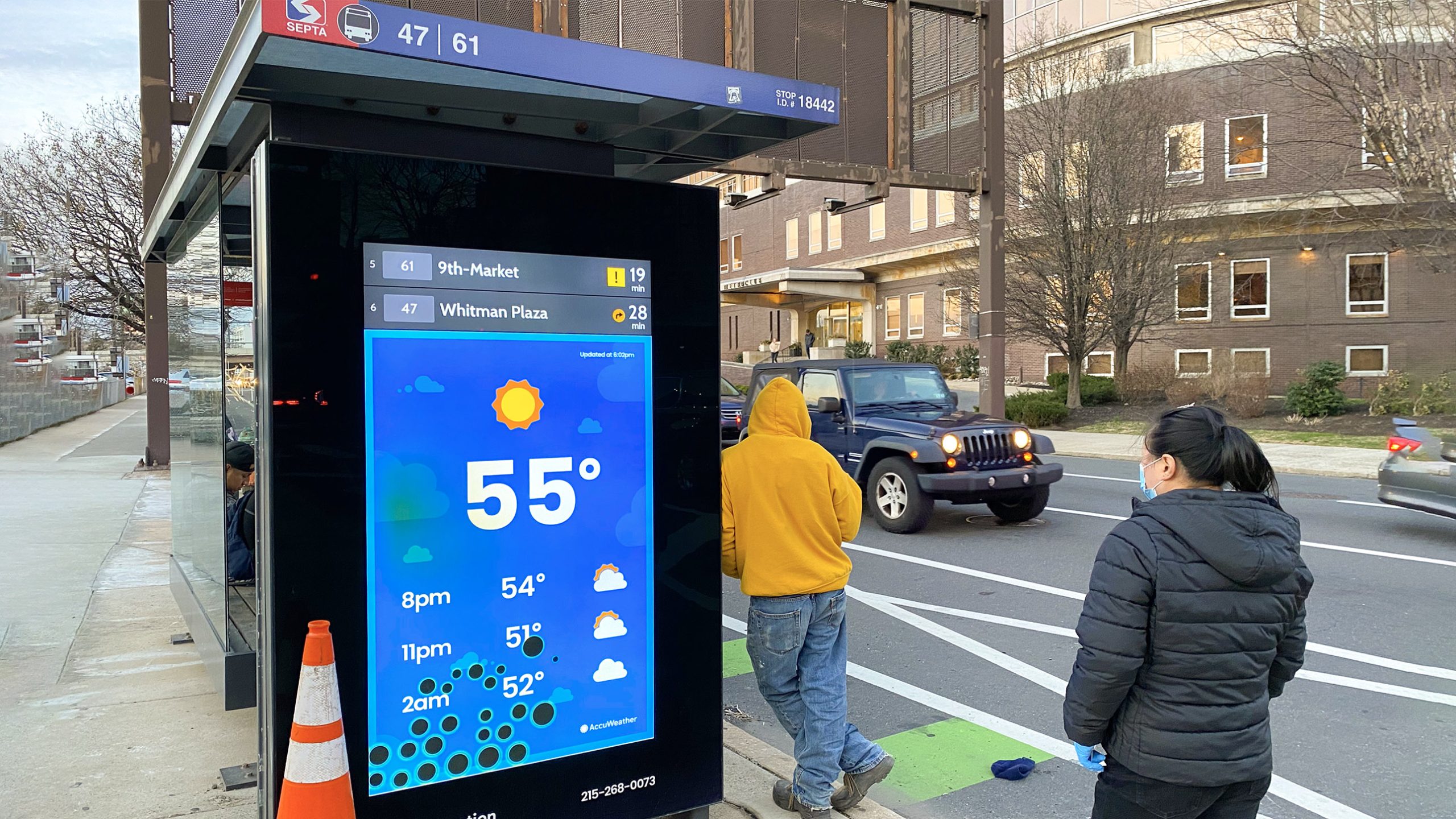 real-time-arrival-info-is-displaying-at-bus-stops-around-philadelphia