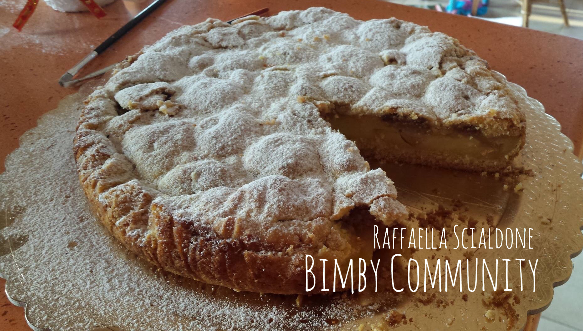 Torta Di Mele Con Crema E Amaretti