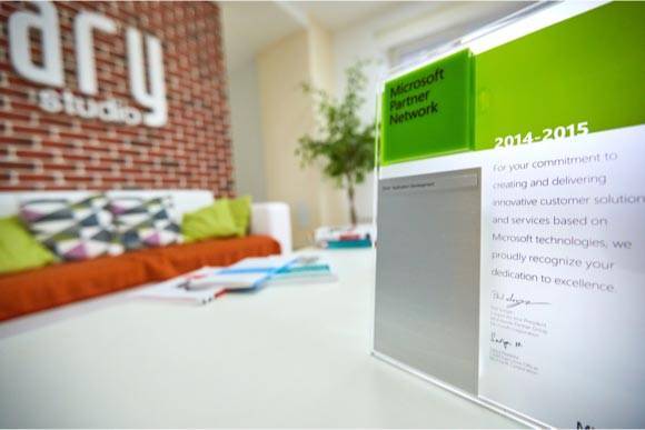 Why Binary Studio Binary Studio - Retina Geometric Designs for Desktop