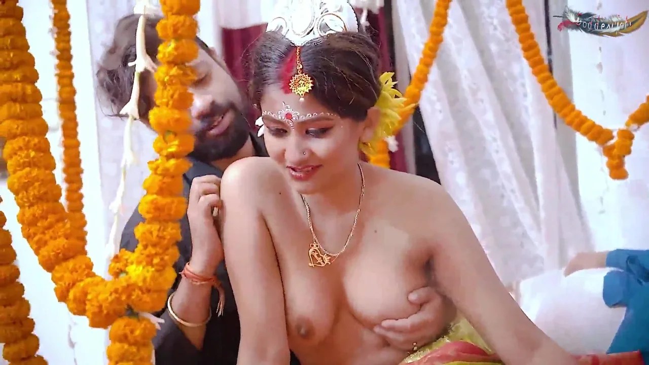 cheating wife 2 desi porn video - BindasMood.com