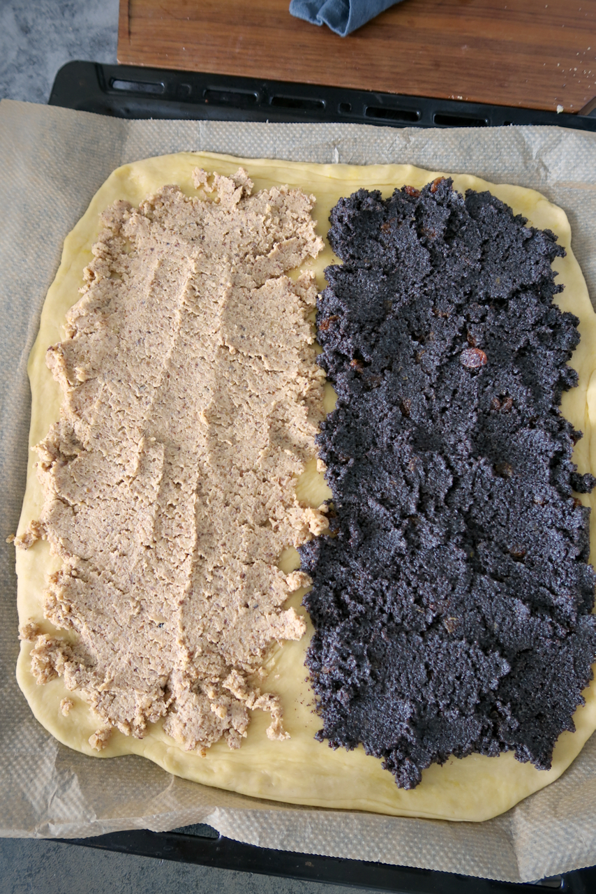 Mohn-Nusstrudel