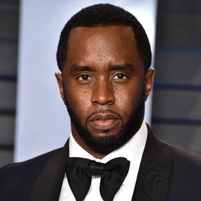 Diddy, alias puff daddy, ist ein amerikanischer rapper, sänger, plattenproduzent, unternehmer und designer mit einem nettovermögen von 885 . Puff Daddy (Sean Combs) - Bio, Age, Net Worth, Height, Single