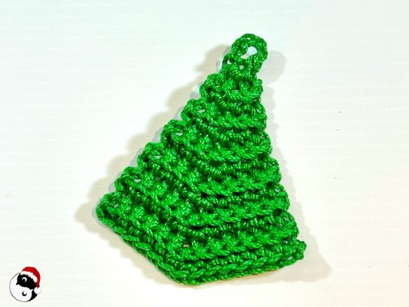 free Crochet Christmas Tree Pattern in green yarn