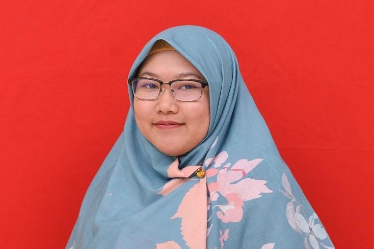 Novi Prawitasari ♥ Associate Writer