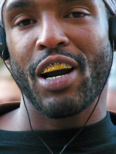 Custom grillz with real diamond dust and free permanent / deep cuts, . REAL GOLD GRILL. GOLD GRILL