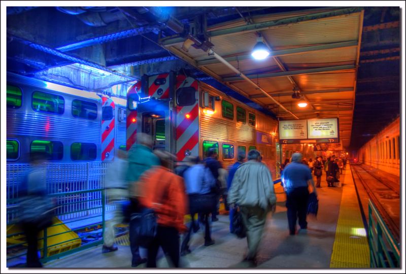 Chicago Union Station - Download Modern Colorful Image | Retina