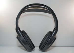 chrysler country town headphones wireless headset dvd touring honda caravan electronics grand cheap sienna toyota pilot dodge brands