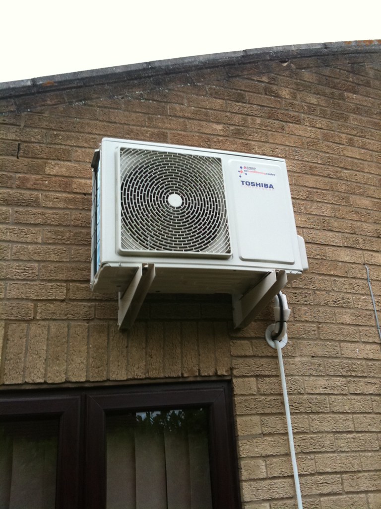 Air conditioning london