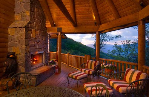 Log cabin interior decorating